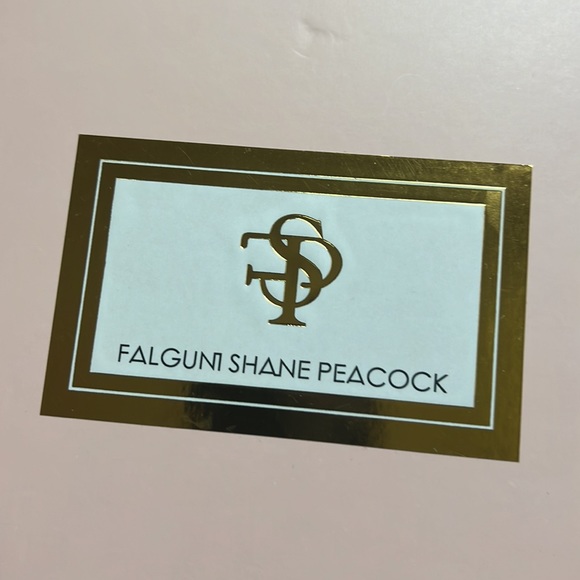 Falguni Shane Peacock Horse Scarf - Picture 4 of 4